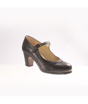 Flamencoschuh Salon Correa