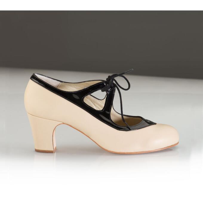 Flamencoschuh Correa