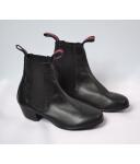 Bota de Niño, genagelt