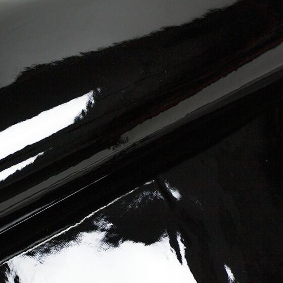 Lack schwarz
